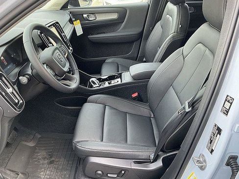 New 2026 Volvo XC40 B5 Plus w/ Protection Package Premier AWD/4WD image 14