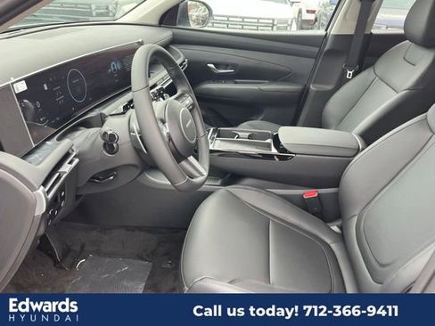 New 2025 Hyundai Tucson SEL image 18