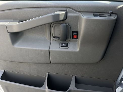 Used 2024 Chevrolet Express 2500 w/ Driver Convenience Package image 19