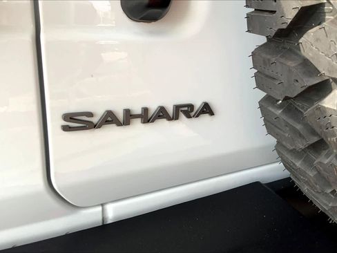 New 2025 Jeep Wrangler Sahara w/ Safety Group AWD/4WD image 13