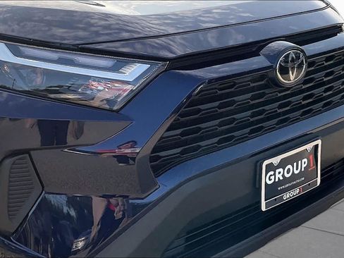 Used 2025 Toyota RAV4 XLE w/ Convenience Package FWD image 30