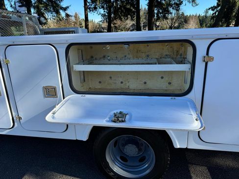 Used 2010 Ford F550 4x4 Crew Cab Super Duty image 38