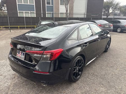 Used 2023 Honda Civic Sport image 14