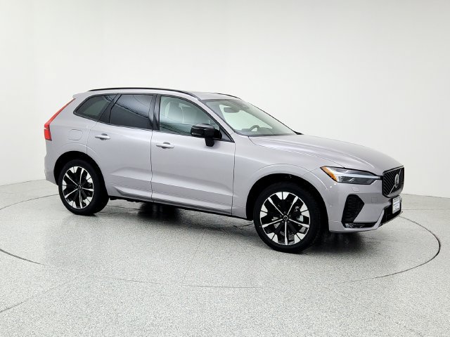 New 2026 Volvo XC60 B5 Plus w/ Protection Package Premier AWD/4WD image 3