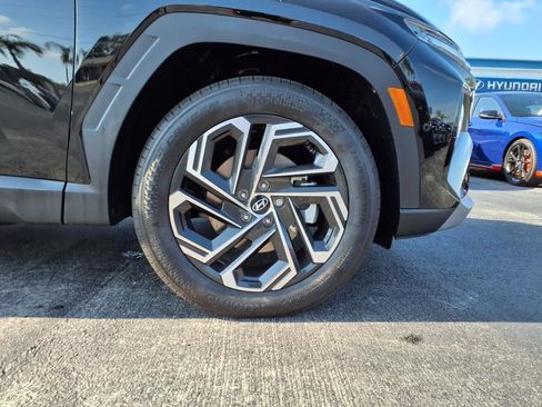 New 2025 Hyundai Tucson Limited image 38