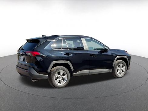 Used 2025 Toyota RAV4 XLE w/ Convenience Package image 14