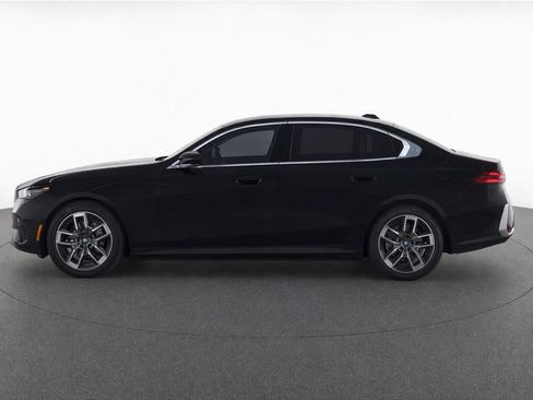 Used 2024 BMW i5 eDrive40i w/ Convenience Package RWD image 6