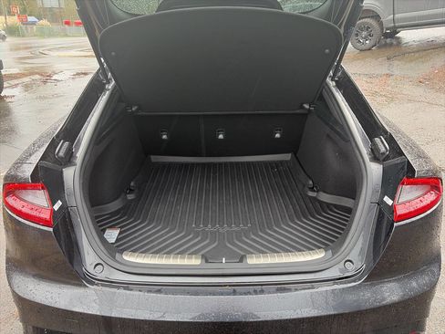 Used 2019 Kia Stinger GT1 w/ Paint Protection Package image 13