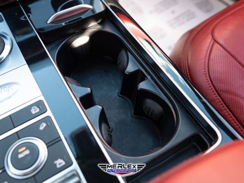 Used 2019 Land Rover Range Rover Autobiography image 39