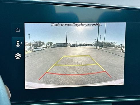 Used 2024 Hyundai Elantra SEL image 14