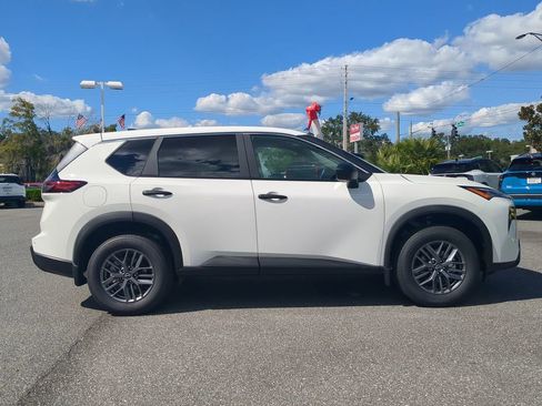 New 2026 Nissan Rogue S image 3
