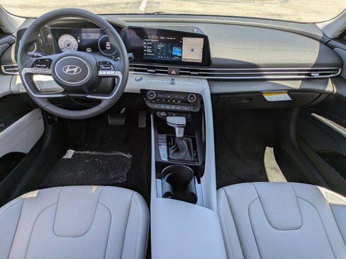 New 2026 Hyundai Elantra Limited FWD image 11