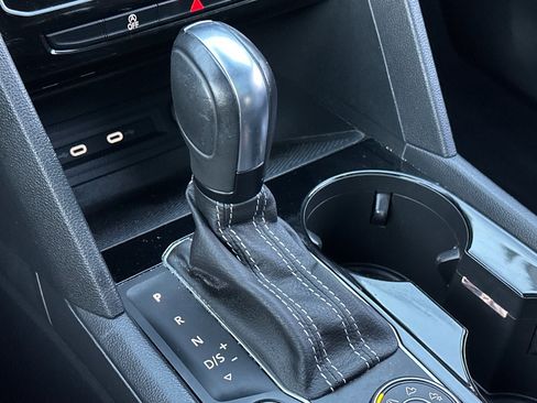 Used 2022 Volkswagen Atlas SEL image 23