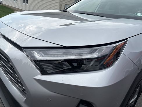 Used 2023 Toyota RAV4 Limited image 10