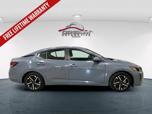 Used 2024 Nissan Sentra SV FWD image 18