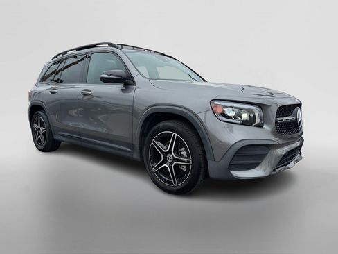 Certified 2021 Mercedes-Benz GLB 250 4MATIC image 7