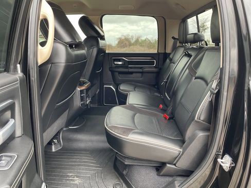 Used 2022 RAM 3500 Laramie image 28