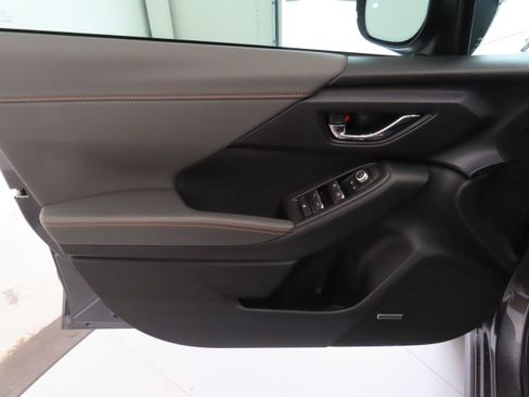 New 2025 Subaru Crosstrek 2.5i Limited w/ Crosstrek Mirror Package image 12