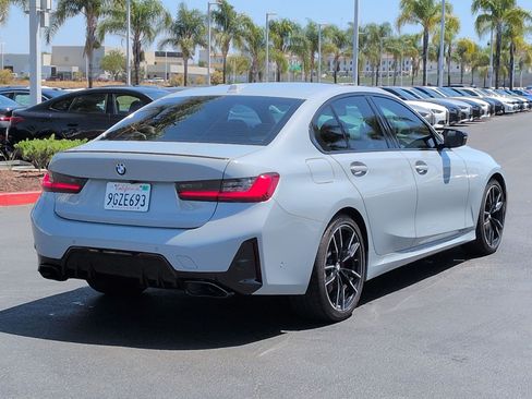 Used 2023 BMW M340i RWD image 10