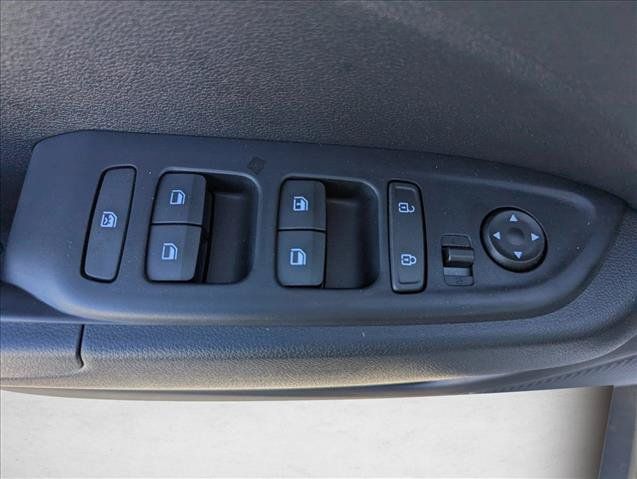 New 2026 Hyundai Venue SE FWD image 10