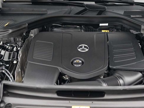 Used 2026 Mercedes-Benz GLC 300 4MATIC image 33