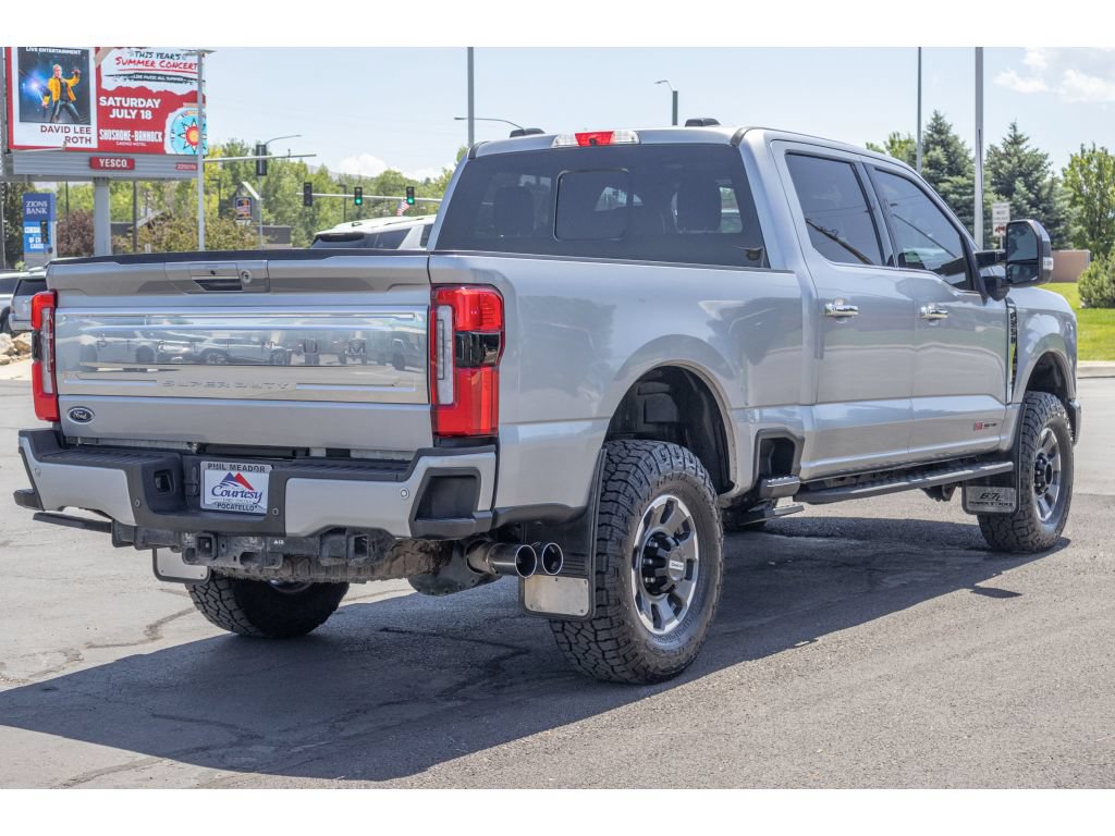 Used 2024 Ford F350 Platinum w/ Tremor Off-Road Package AWD/4WD image 3