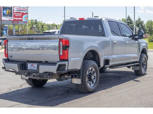 Used 2024 Ford F350 Platinum w/ Tremor Off-Road Package AWD/4WD image 3