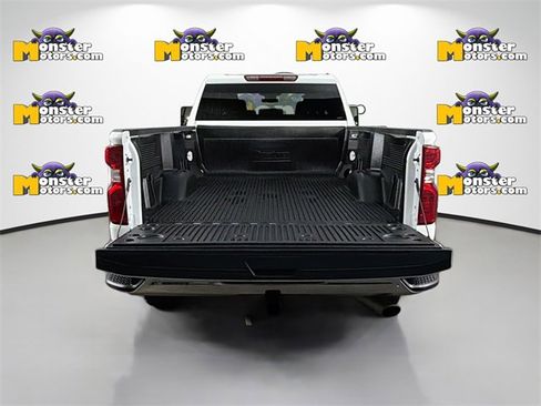 Used 2024 Chevrolet Silverado 2500 LT image 23