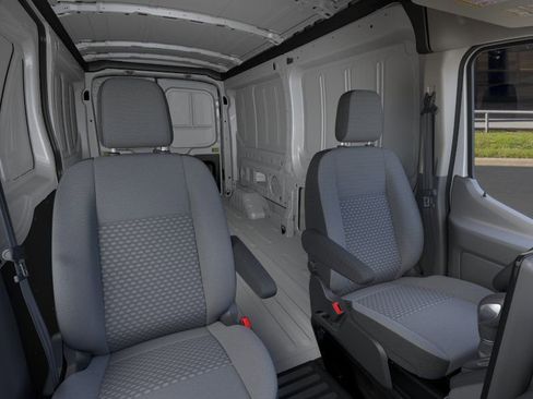 New 2026 Ford Transit 250 148 Medium Roof RWD image 10