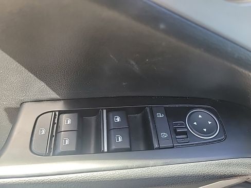 Used 2024 Kia Soul LX w/ Option Group 015 image 9