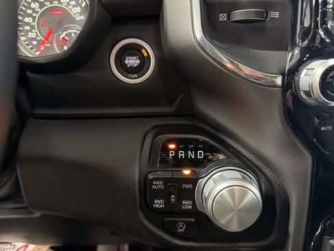 Used 2024 RAM 1500 Laramie image 27