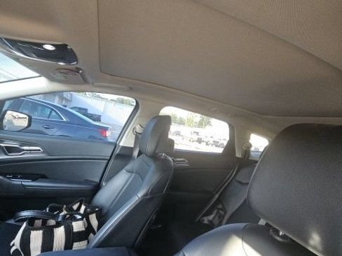 Used 2023 Kia Sportage SX FWD image 11