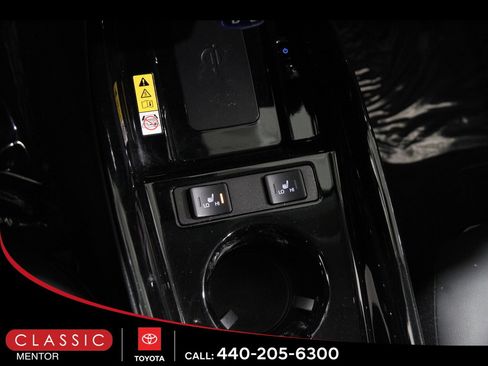 Certified 2022 Toyota Prius Prime XLE image 17