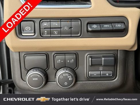 Used 2024 Chevrolet Tahoe Premier w/ Premium Package RWD image 24