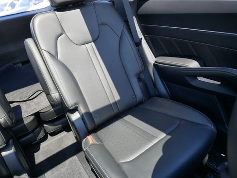 Certified 2023 Kia Sorento SX AWD/4WD image 14