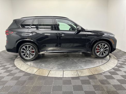 New 2026 BMW X5 xDrive40i w/ Executive Package AWD/4WD image 17