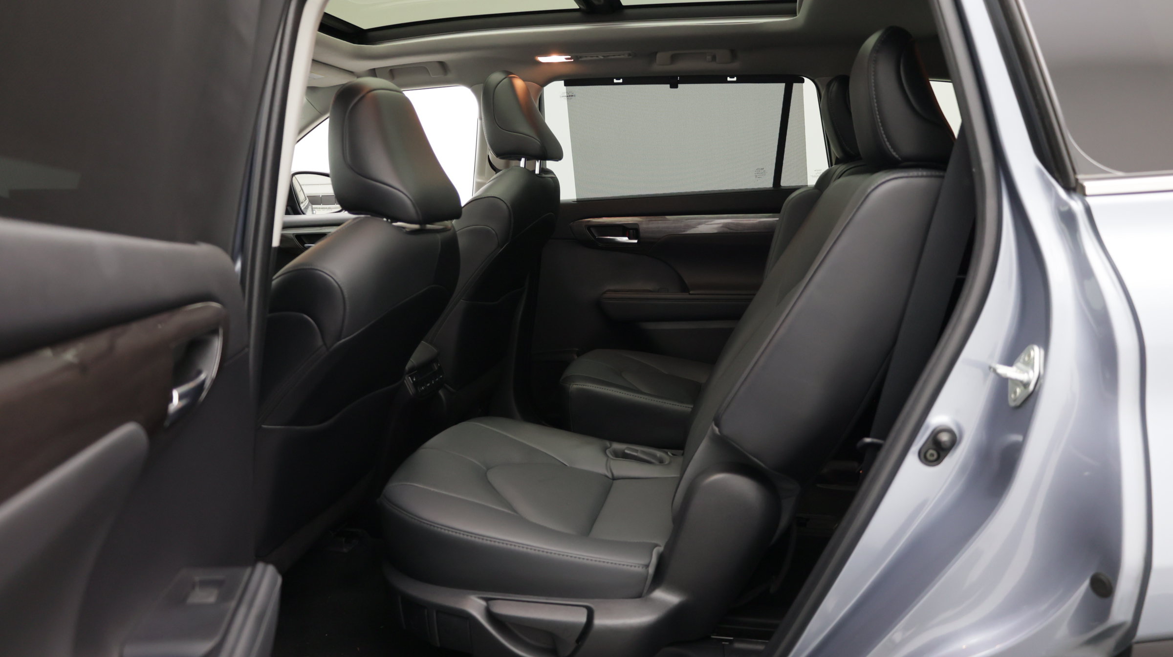 Used 2022 Toyota Highlander Platinum FWD image 29