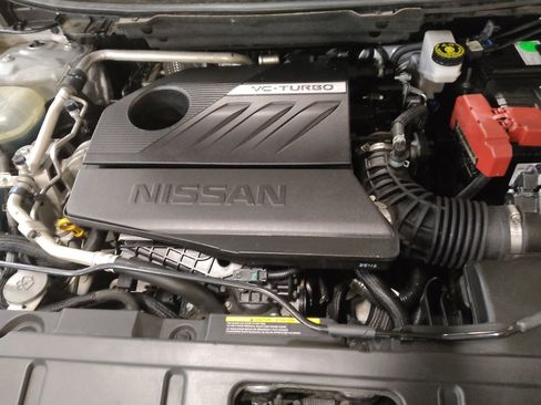 Used 2022 Nissan Rogue SV AWD/4WD image 30