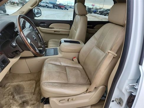 Used 2007 GMC Yukon Denali image 17