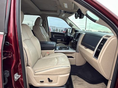 Used 2018 RAM 1500 Limited image 28