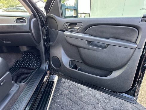 Used 2013 Chevrolet Silverado 2500 LTZ w/ LTZ Plus Package AWD/4WD image 28