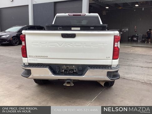 Used 2022 Chevrolet Silverado 2500 LT w/ Convenience Package AWD/4WD image 7