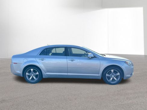 Used 2009 Chevrolet Malibu LT w/ Power Convenience Package FWD image 9