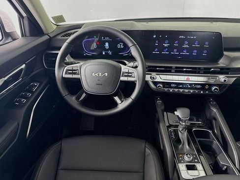 New 2025 Kia Telluride S image 24