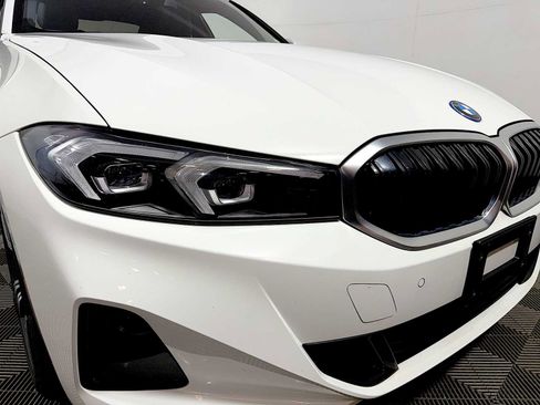 Certified 2023 BMW 330e xDrive w/ Premium Package AWD/4WD image 25