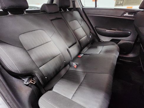 Used 2022 Kia Sportage LX image 19