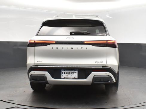 Certified 2022 INFINITI QX60 Luxe w/ Performance Audio Package image 7