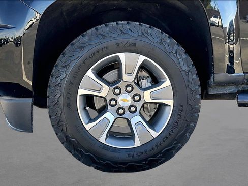 Used 2015 Chevrolet Colorado Z71 image 8