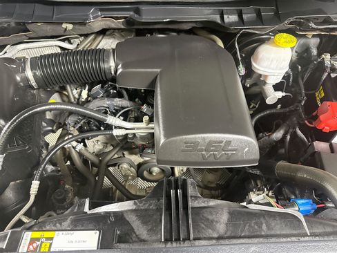 Used 2018 RAM 1500 Tradesman w/ Popular Equipment Group RWD image 38