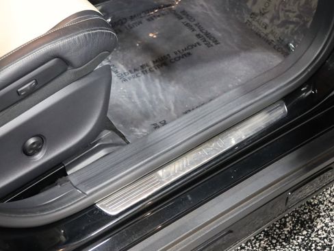 Used 2018 Mercedes-Benz GLA 45 AMG 4MATIC w/ Multimedia Package image 31